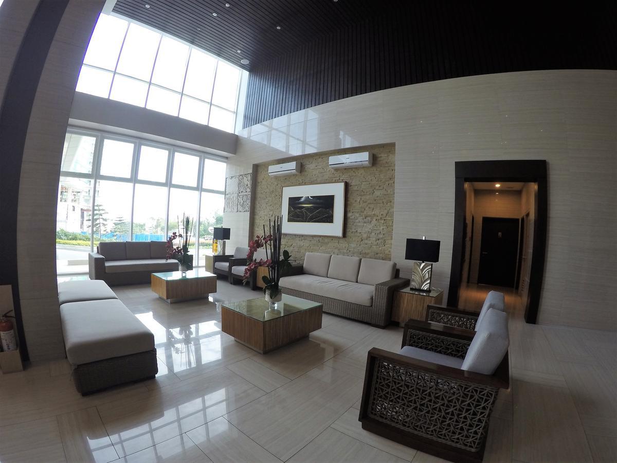 Wind Residence Condo - Tagaytay By Jaderooms Tagaytay City Luaran gambar