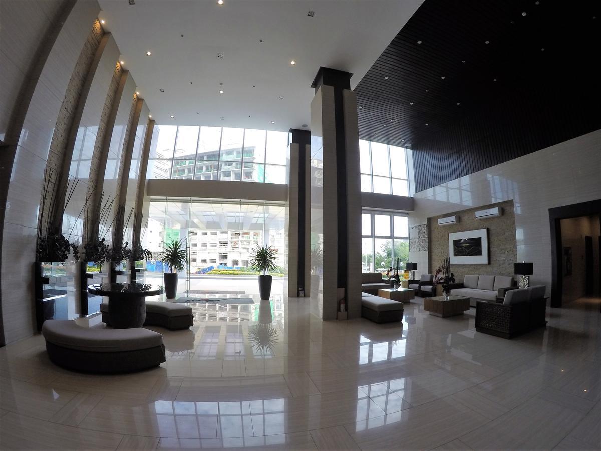 Wind Residence Condo - Tagaytay By Jaderooms Tagaytay City Luaran gambar